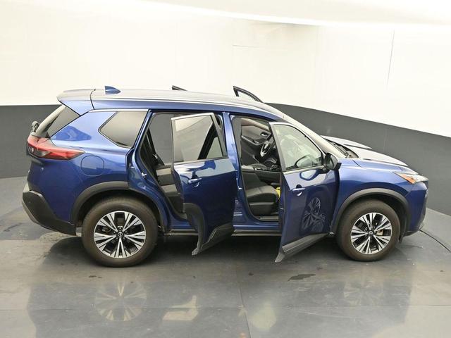 Photo of 2023 Caspian Blue Nissan Rogue