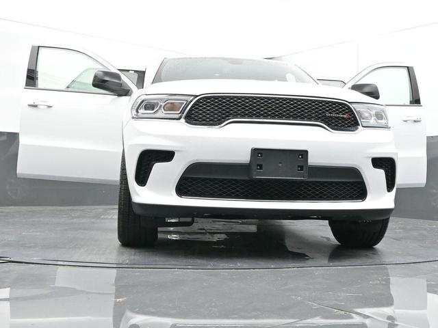 Photo of 2024 White Knuckle Clearcoat Dodge Durango