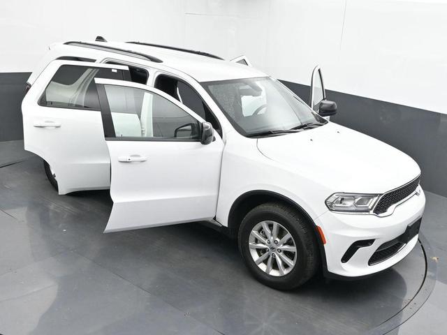 Photo of 2024 White Knuckle Clearcoat Dodge Durango