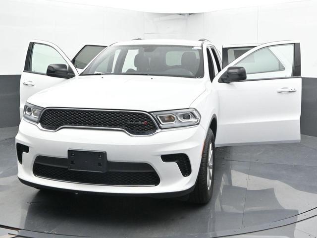 Photo of 2024 White Knuckle Clearcoat Dodge Durango