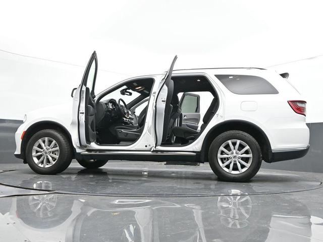 Photo of 2024 White Knuckle Clearcoat Dodge Durango