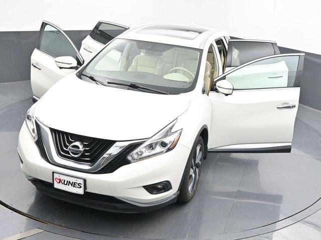 Photo of 2017 White Nissan Murano