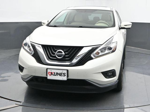 Photo of 2017 White Nissan Murano