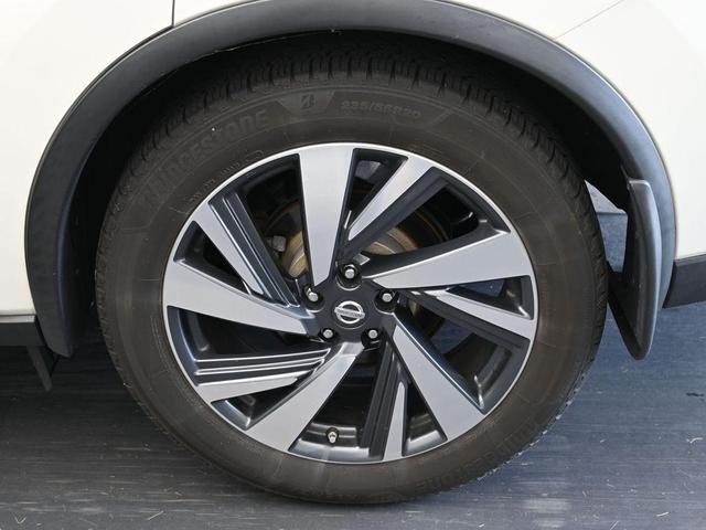 Photo of 2017 White Nissan Murano