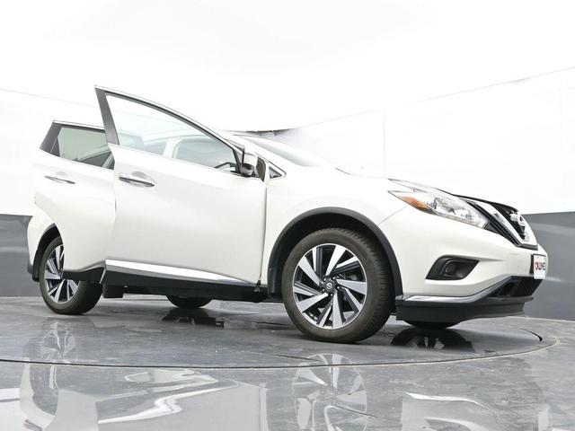 Photo of 2017 White Nissan Murano
