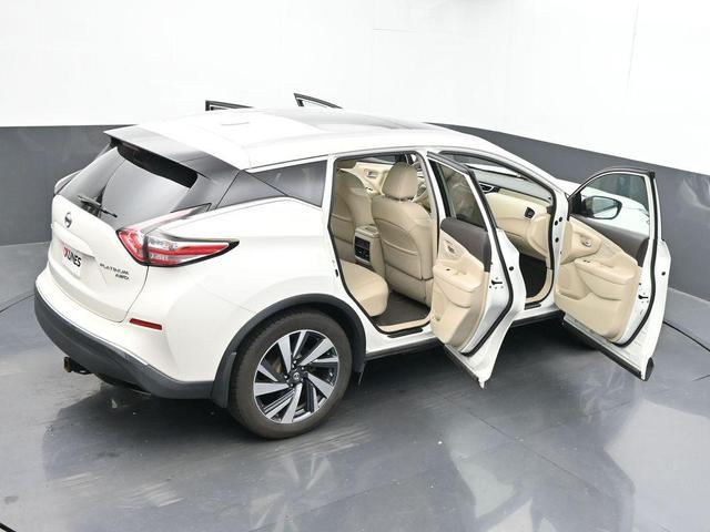 Photo of 2017 White Nissan Murano