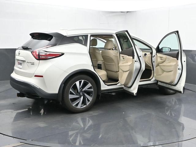 Photo of 2017 White Nissan Murano