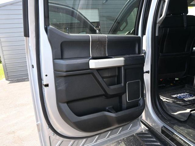 Photo of 2020 Iconic Silver Metallic Ford F-250