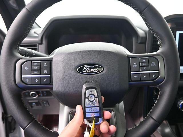 Photo of 2024 Oxford White Ford F-150