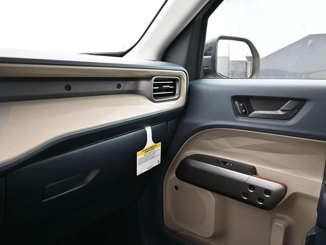 Photo of 2025 Desert Sand Ford Maverick