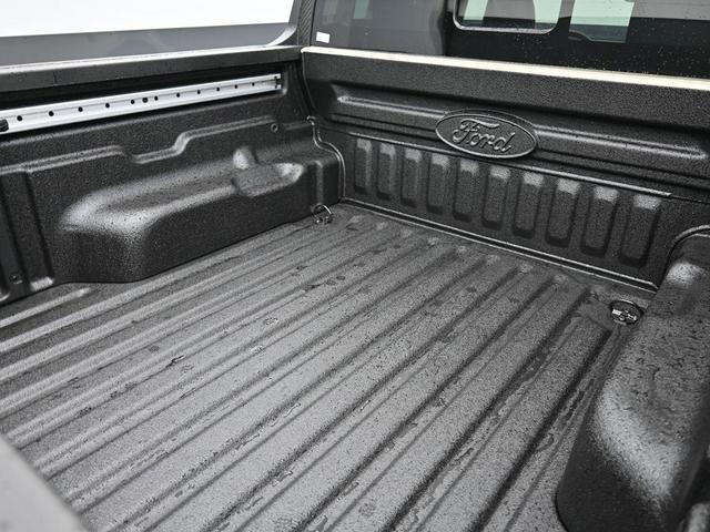 Photo of 2025 Desert Sand Ford Maverick