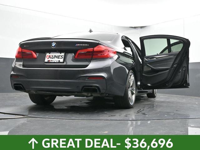 Photo of 2020 Dark Graphite Metallic BMW M550