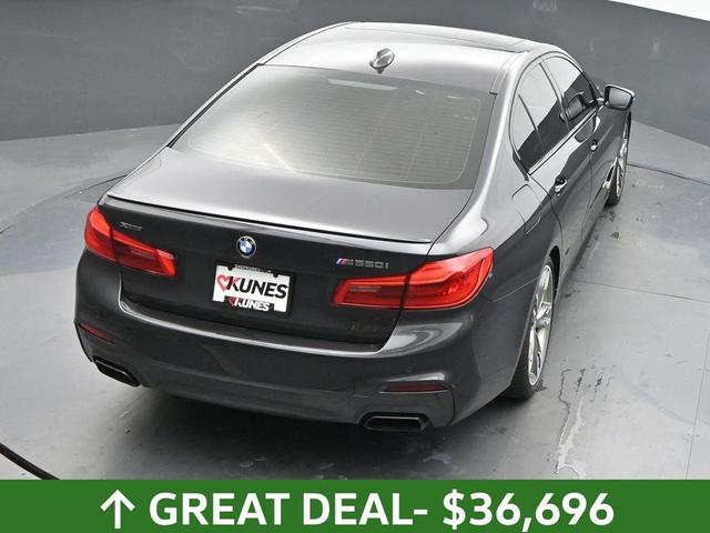 Photo of 2020 Dark Graphite Metallic BMW M550