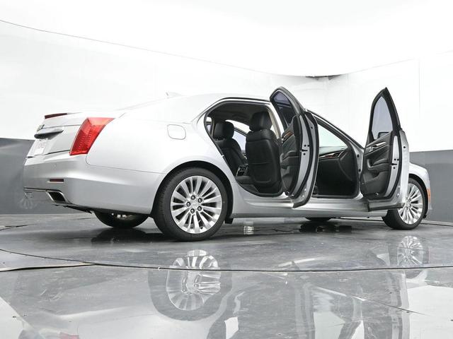 Photo of 2015 Radiant Silver Metallic Cadillac CTS