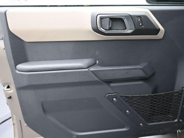 Photo of 2025 Gray Ford Bronco
