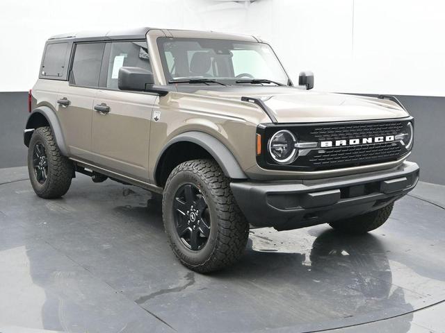 Photo of 2025 Gray Ford Bronco