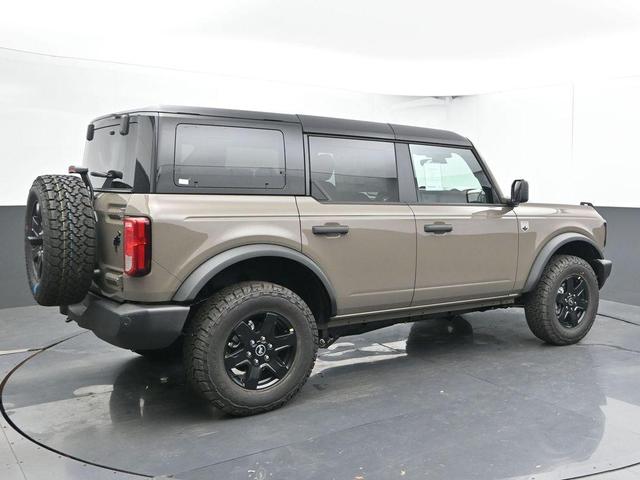 Photo of 2025 Gray Ford Bronco