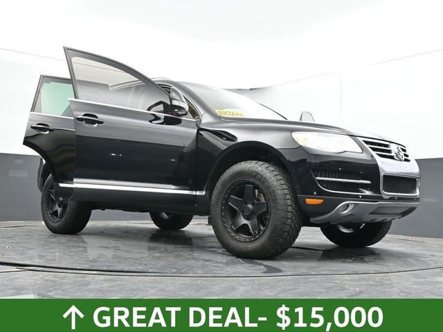 Photo of 2008 Black Uni Volkswagen Touareg 2