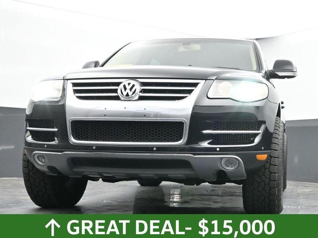 Photo of 2008 Black Uni Volkswagen Touareg 2