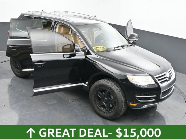Photo of 2008 Black Uni Volkswagen Touareg 2
