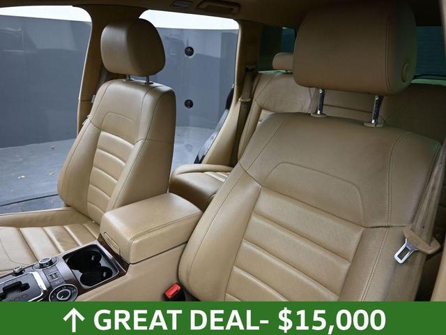 Photo of 2008 Black Uni Volkswagen Touareg 2