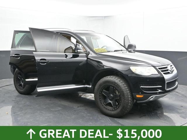 Photo of 2008 Black Uni Volkswagen Touareg 2