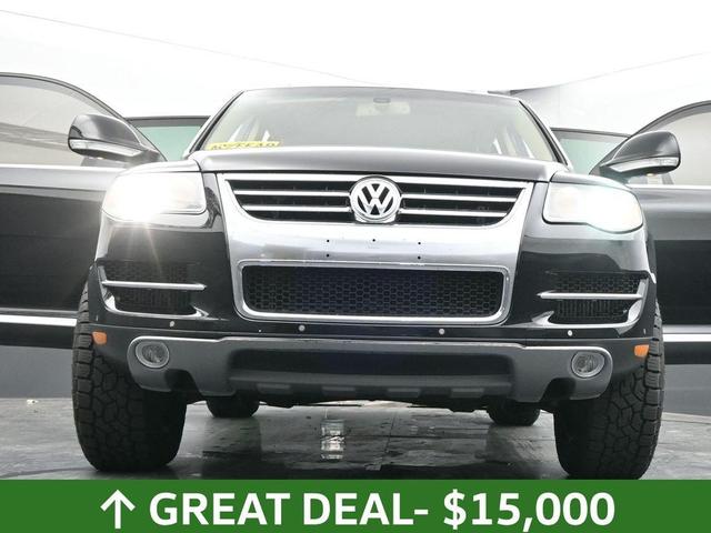 Photo of 2008 Black Uni Volkswagen Touareg 2
