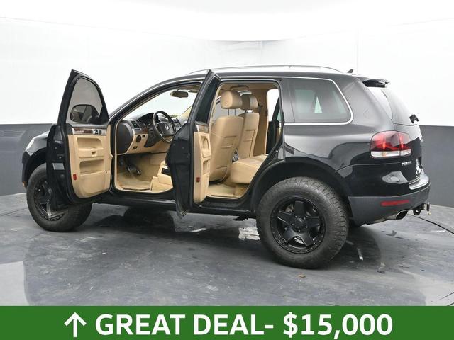 Photo of 2008 Black Uni Volkswagen Touareg 2