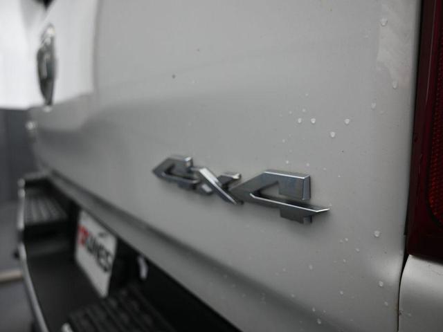 Photo of 2020 Ivory White RAM 1500