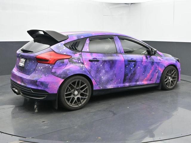 Photo of 2017 Shadow Black Ford Focus ST