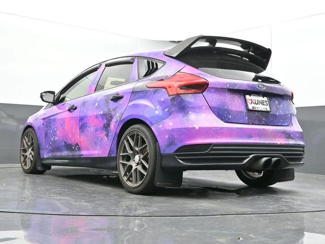 Photo of 2017 Shadow Black Ford Focus ST