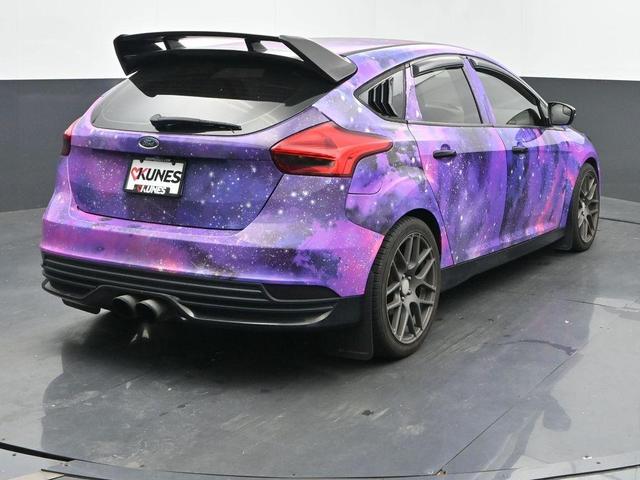 Photo of 2017 Shadow Black Ford Focus ST
