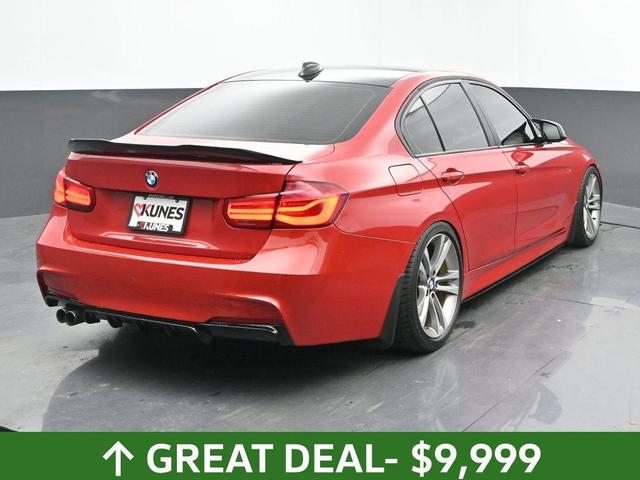 Photo of 2013 Melbourne Red Metallic BMW 328