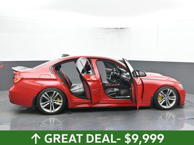 Photo of 2013 Melbourne Red Metallic BMW 328