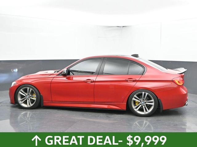 Photo of 2013 Melbourne Red Metallic BMW 328