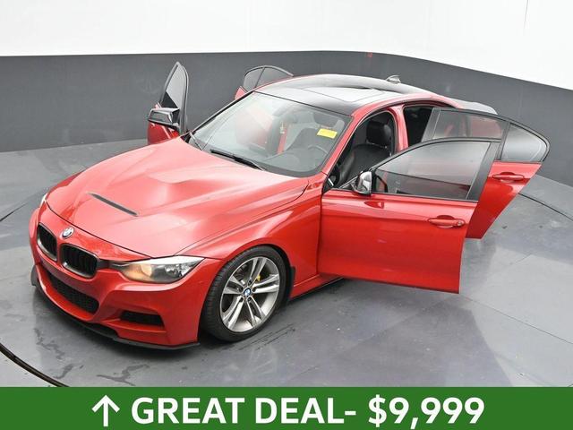 Photo of 2013 Melbourne Red Metallic BMW 328