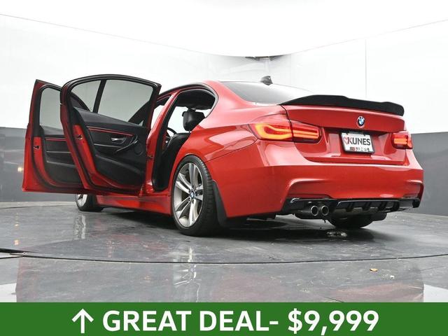 Photo of 2013 Melbourne Red Metallic BMW 328