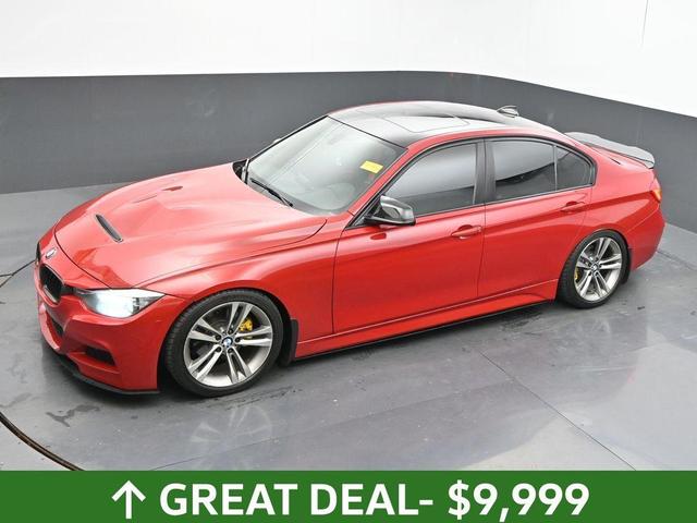 Photo of 2013 Melbourne Red Metallic BMW 328