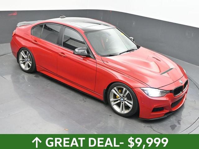 Photo of 2013 Melbourne Red Metallic BMW 328