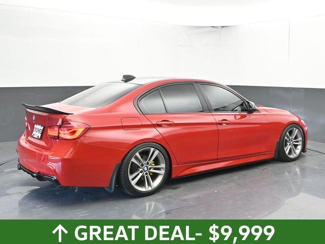Photo of 2013 Melbourne Red Metallic BMW 328