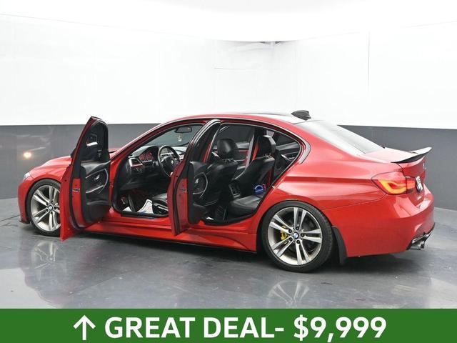 Photo of 2013 Melbourne Red Metallic BMW 328