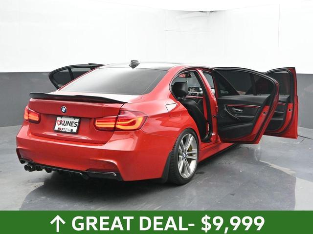 Photo of 2013 Melbourne Red Metallic BMW 328