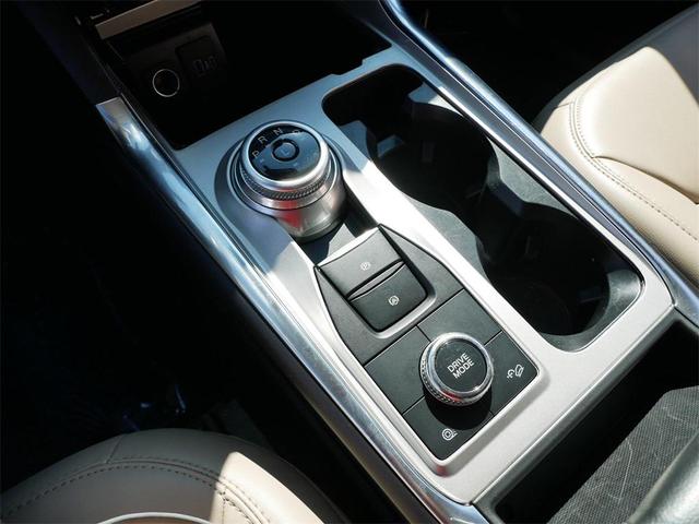 Photo of 2023 Agate Black Metallic Ford Explorer