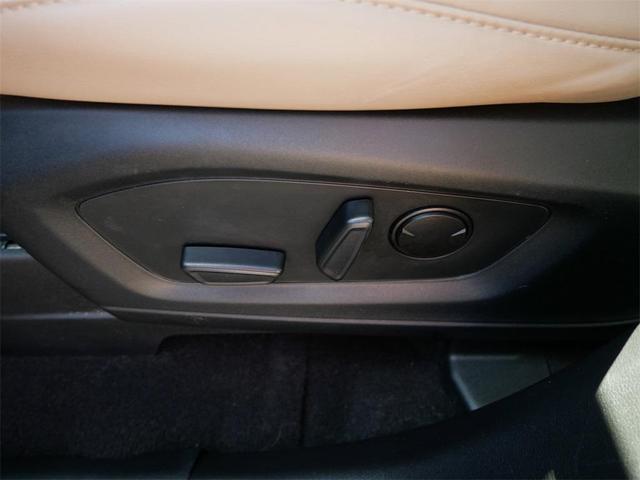 Photo of 2023 Agate Black Metallic Ford Explorer
