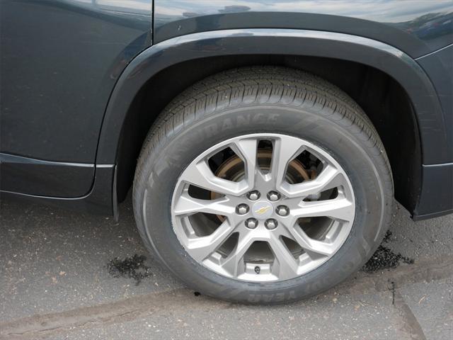 Photo of 2018 Graphite Metallic Chevrolet Traverse
