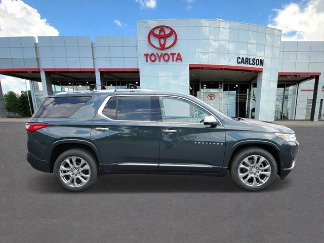 Photo of 2018 Graphite Metallic Chevrolet Traverse