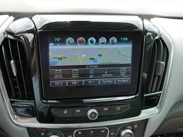 Photo of 2018 Graphite Metallic Chevrolet Traverse