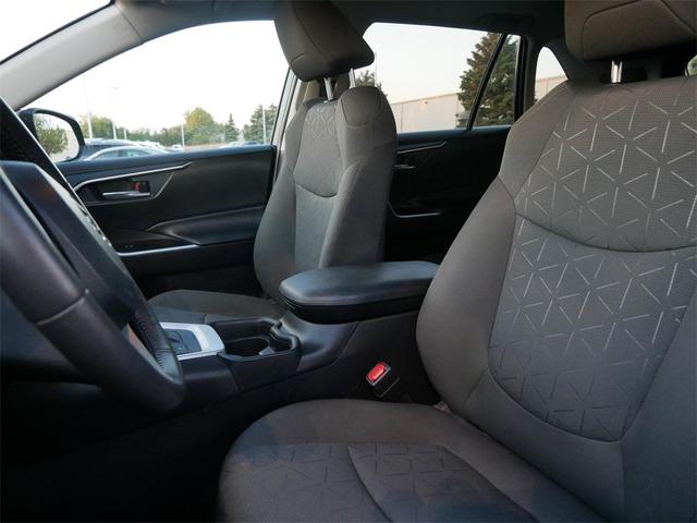 Photo of 2021 Midnight Black Metallic Toyota RAV4 Hybrid