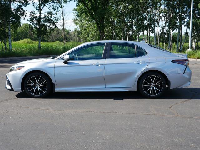 Photo of 2021 Celestial Silver Metallic Toyota Camry
