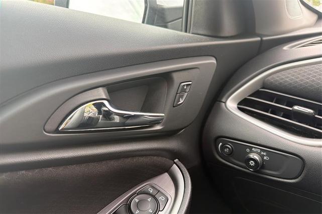 Photo of 2022 Gray Chevrolet Malibu